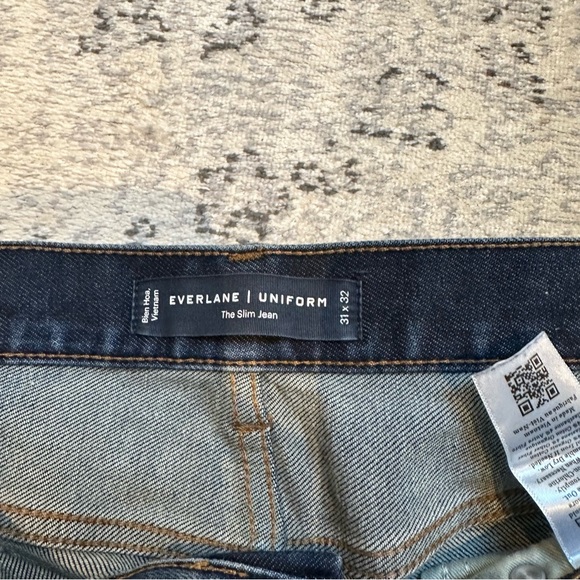 Everlane Slim Uniform Jean - Picture 4 of 8